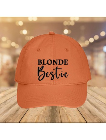Шапка  Blonde Bestie