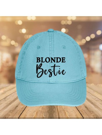 Шапка  Blonde Bestie