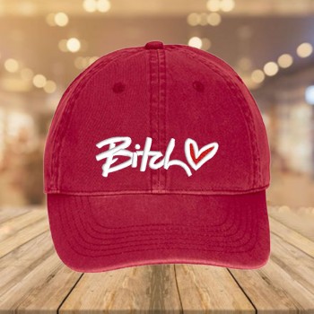 Шапка  Bitch